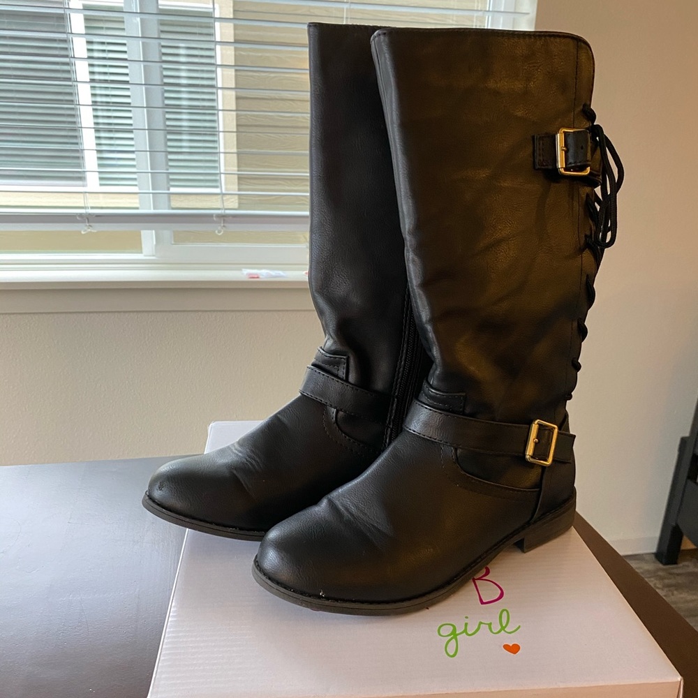 Like new - CRB girl tall black boots with lace up back size 4